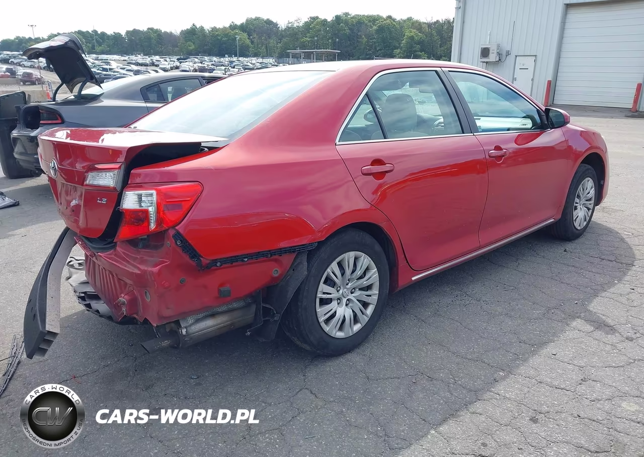 2014 Toyota Camry Le VIN:4T1BF1FK5EU850630 - 4