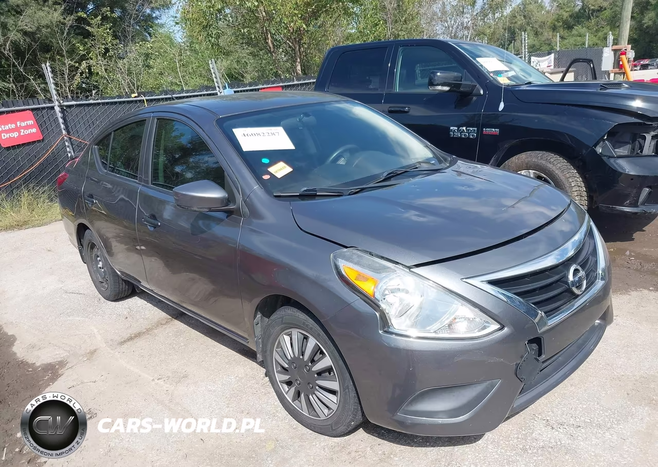 2019 Nissan Versa 1.6 S+