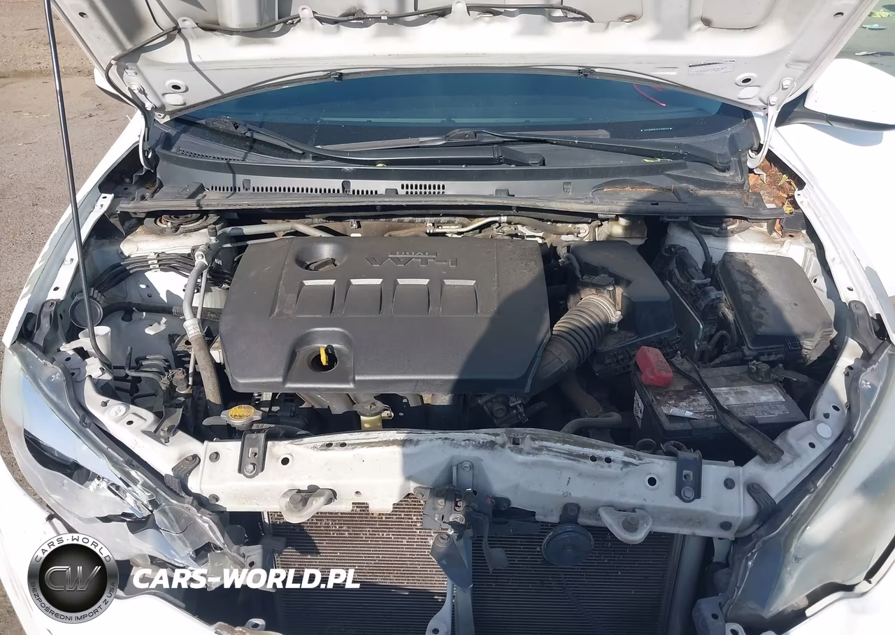 2015 Toyota Corolla Le VIN:5YFBURHE4FP209242 - 10