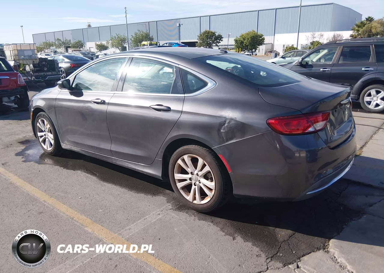 2015 Chrysler 200 Limited VIN:1C3CCCAB6FN666978 - 3