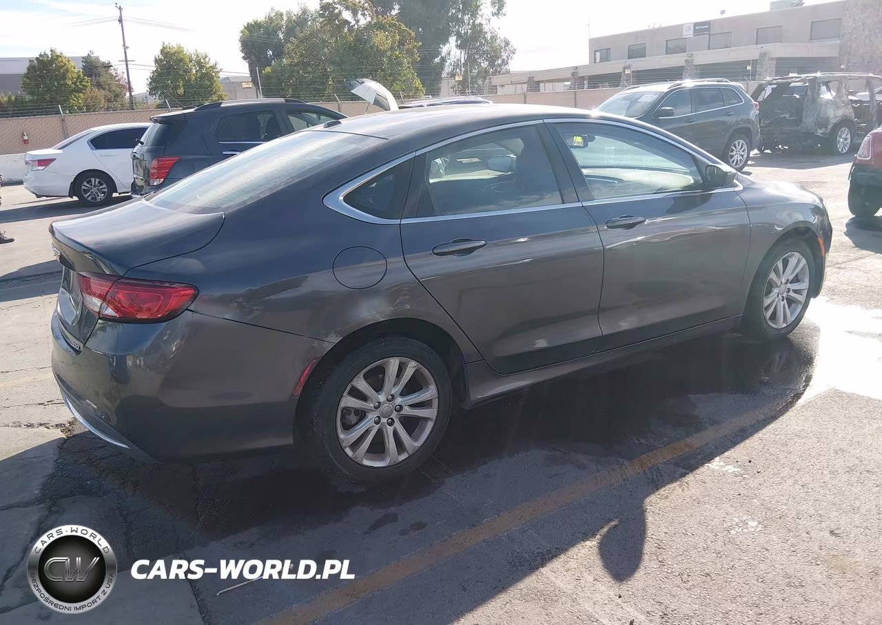 2015 Chrysler 200 Limited VIN:1C3CCCAB6FN666978 - 4