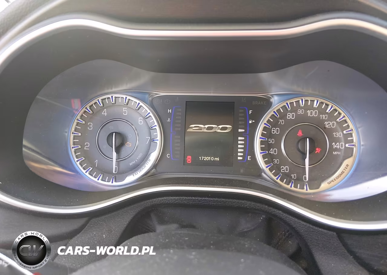 2015 Chrysler 200 Limited VIN:1C3CCCAB6FN666978 - 7