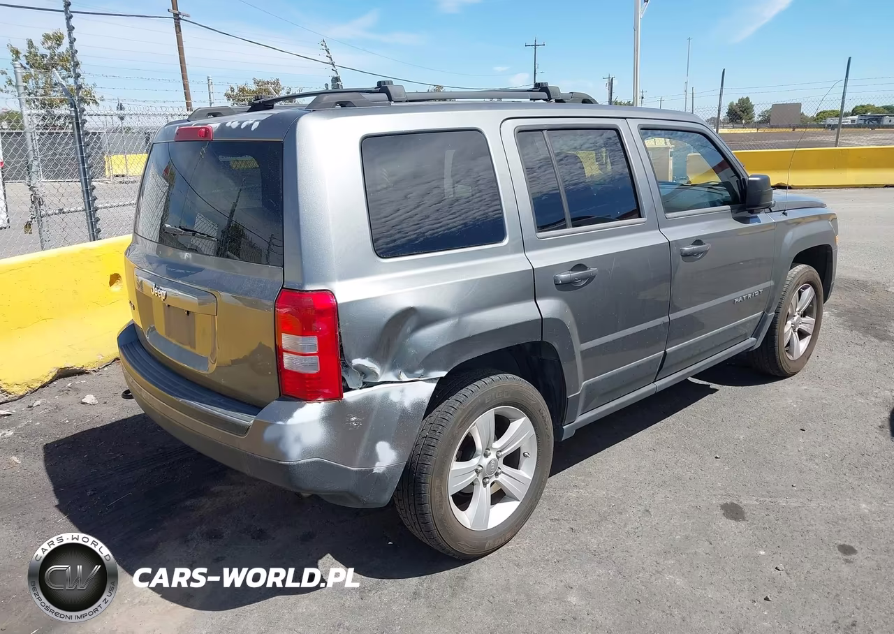 2012 Jeep Patriot Sport VIN:1C4NJRBB6CD541914 - 4