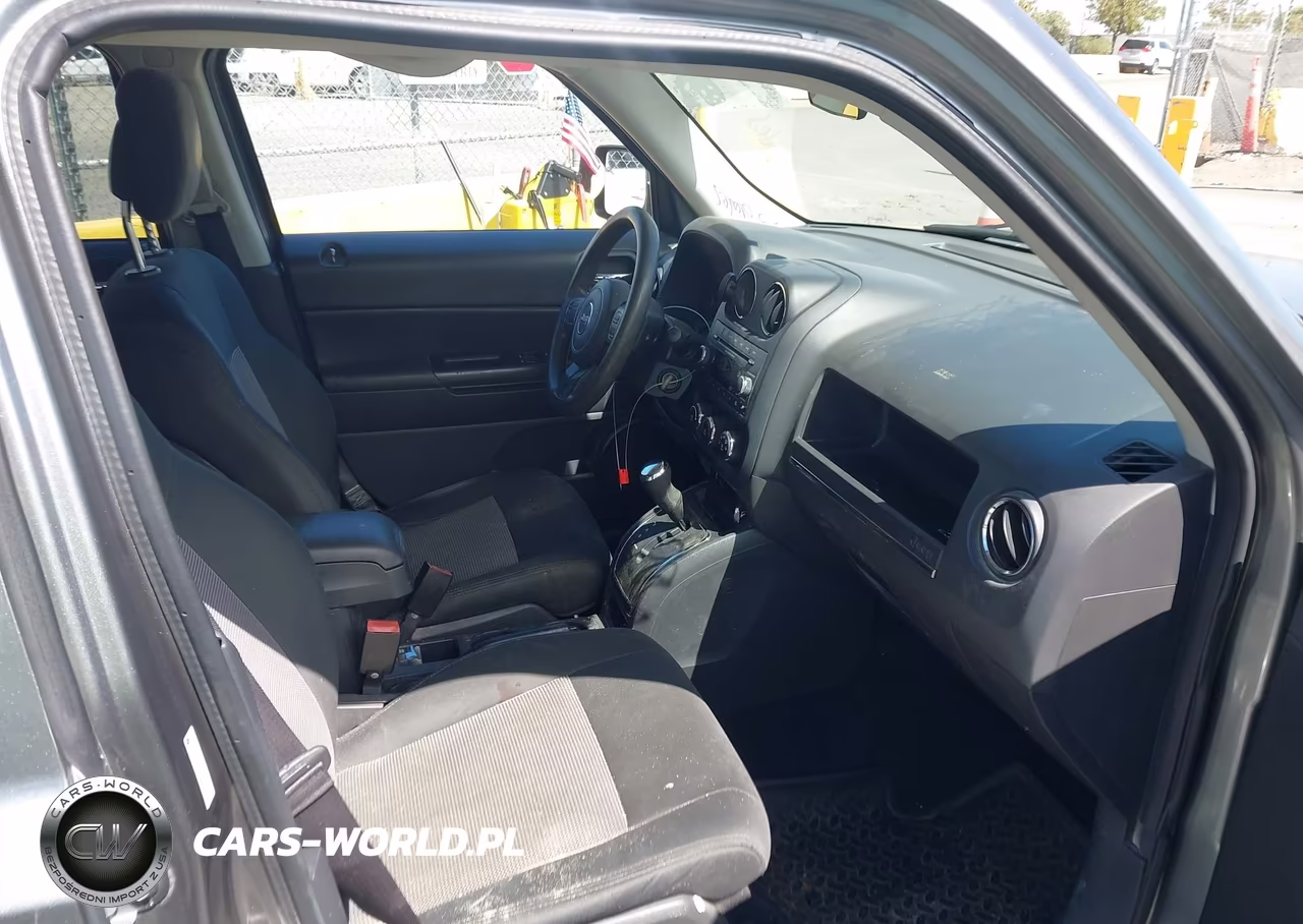 2012 Jeep Patriot Sport VIN:1C4NJRBB6CD541914 - 5