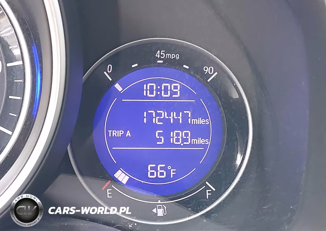2015 Honda Fit Lx VIN:3HGGK5H58FM718361 - 15