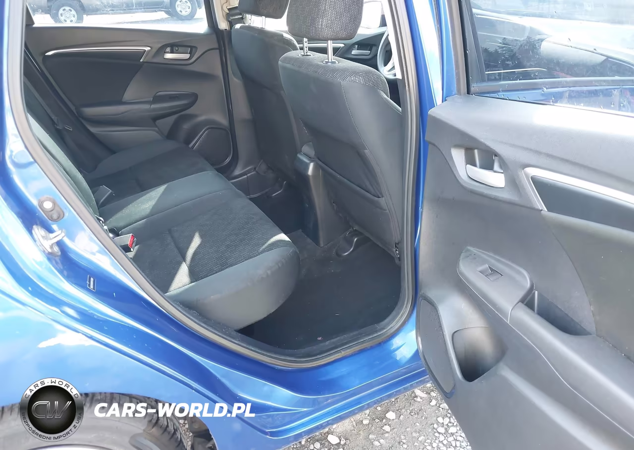 2015 Honda Fit Lx VIN:3HGGK5H58FM718361 - 18