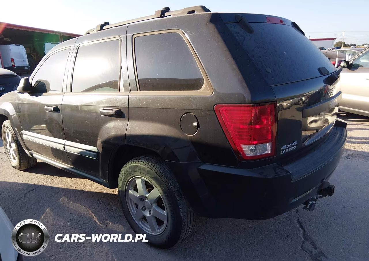 2008 Jeep Grand Cherokee Laredo VIN:1J8GR48K58C228564 - 3