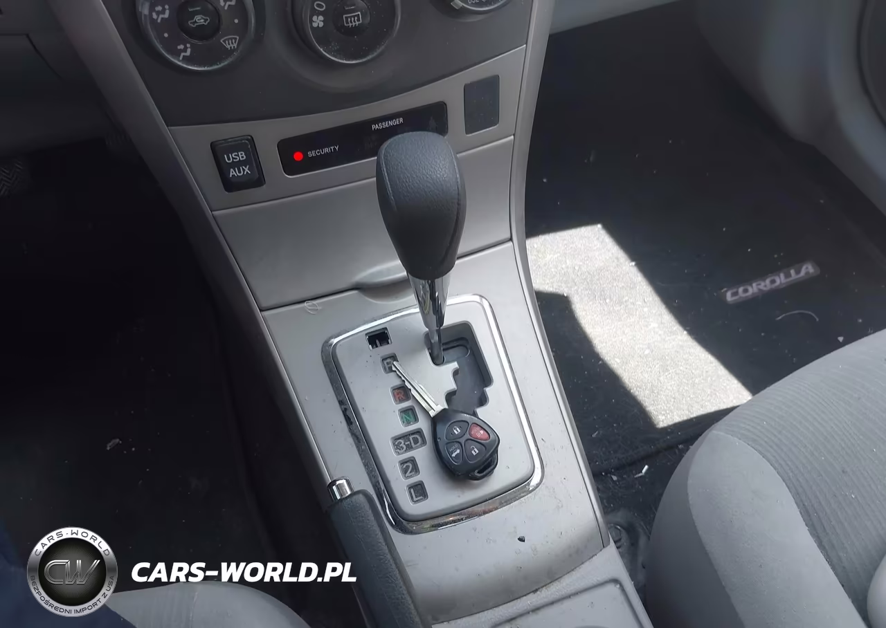 2013 Toyota Corolla Le VIN:5YFBU4EE1DP123181 - 11