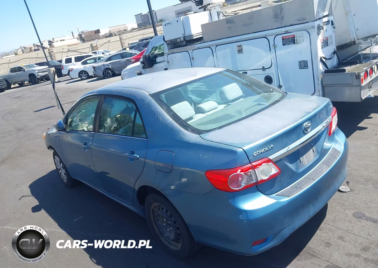 2013 Toyota Corolla Le VIN:5YFBU4EE1DP123181 - 18