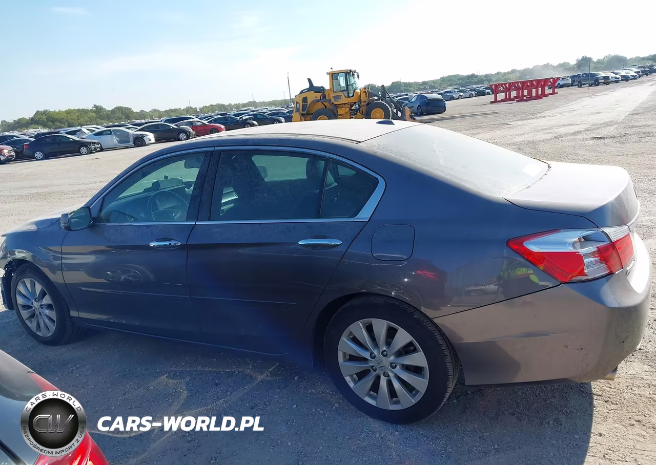 2014 Honda Accord Touring VIN:1HGCR3F91EA037796 - 14