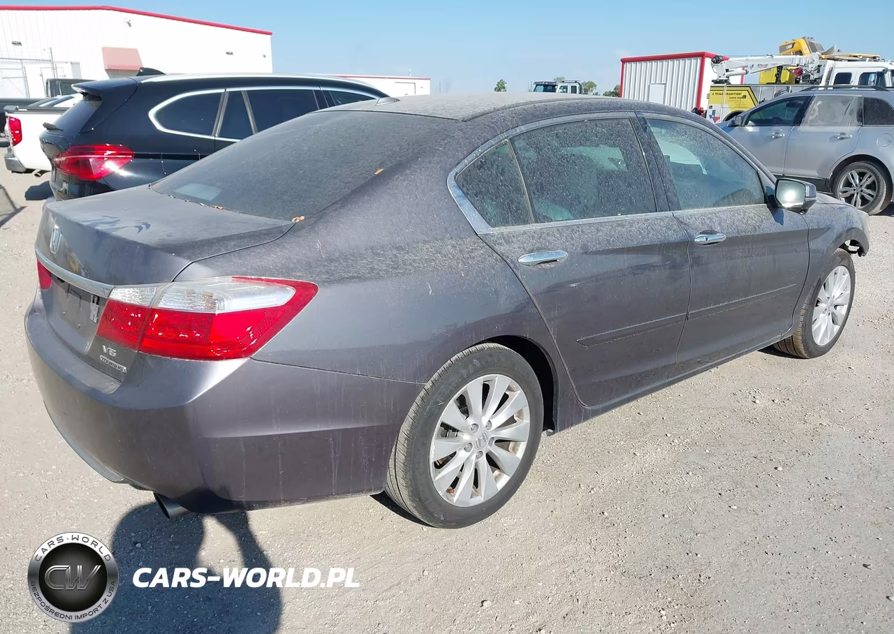 2014 Honda Accord Touring VIN:1HGCR3F91EA037796 - 4