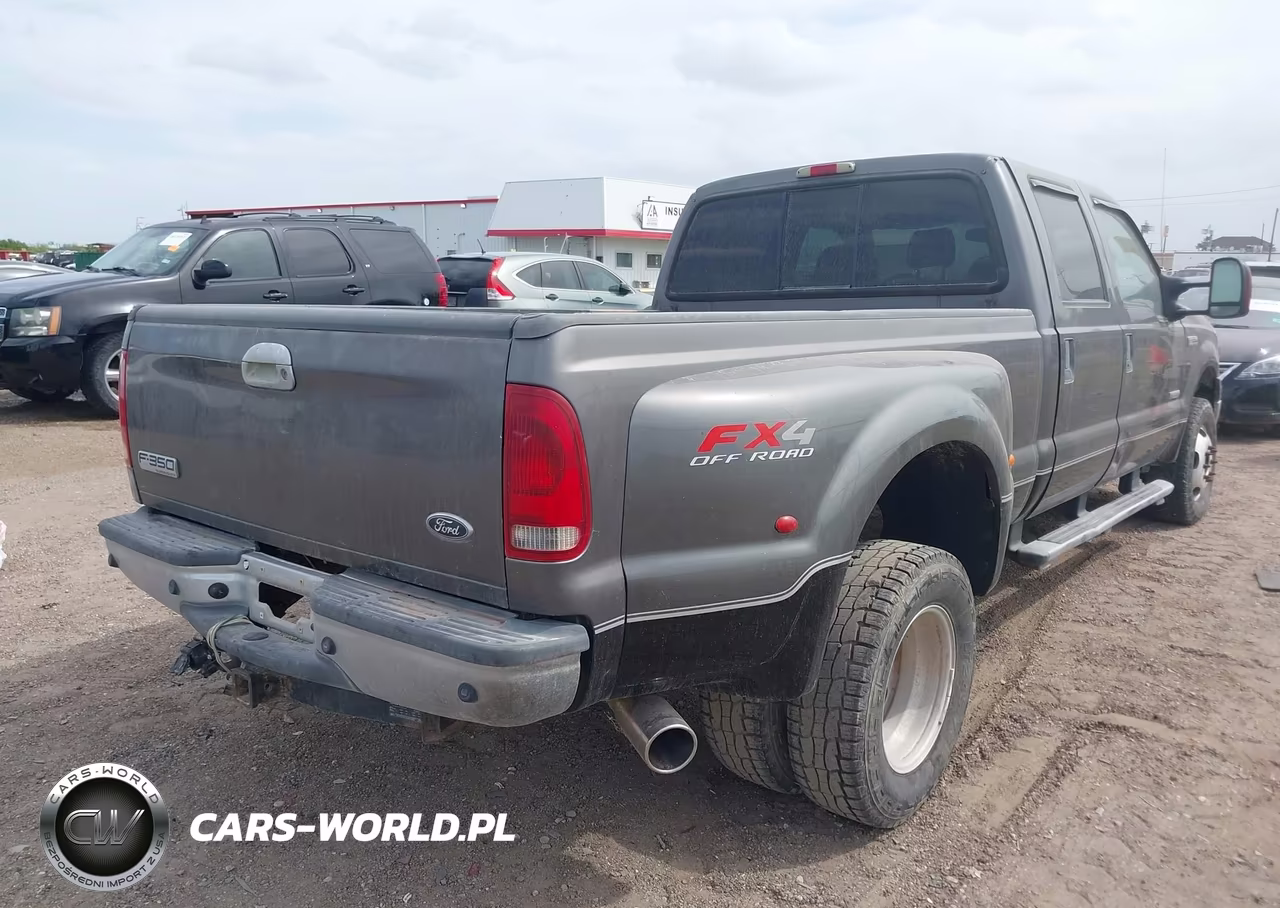 2005 Ford F-350 Lariat-Xl-Xlt VIN:1FTWW33P85ED32507 - 4