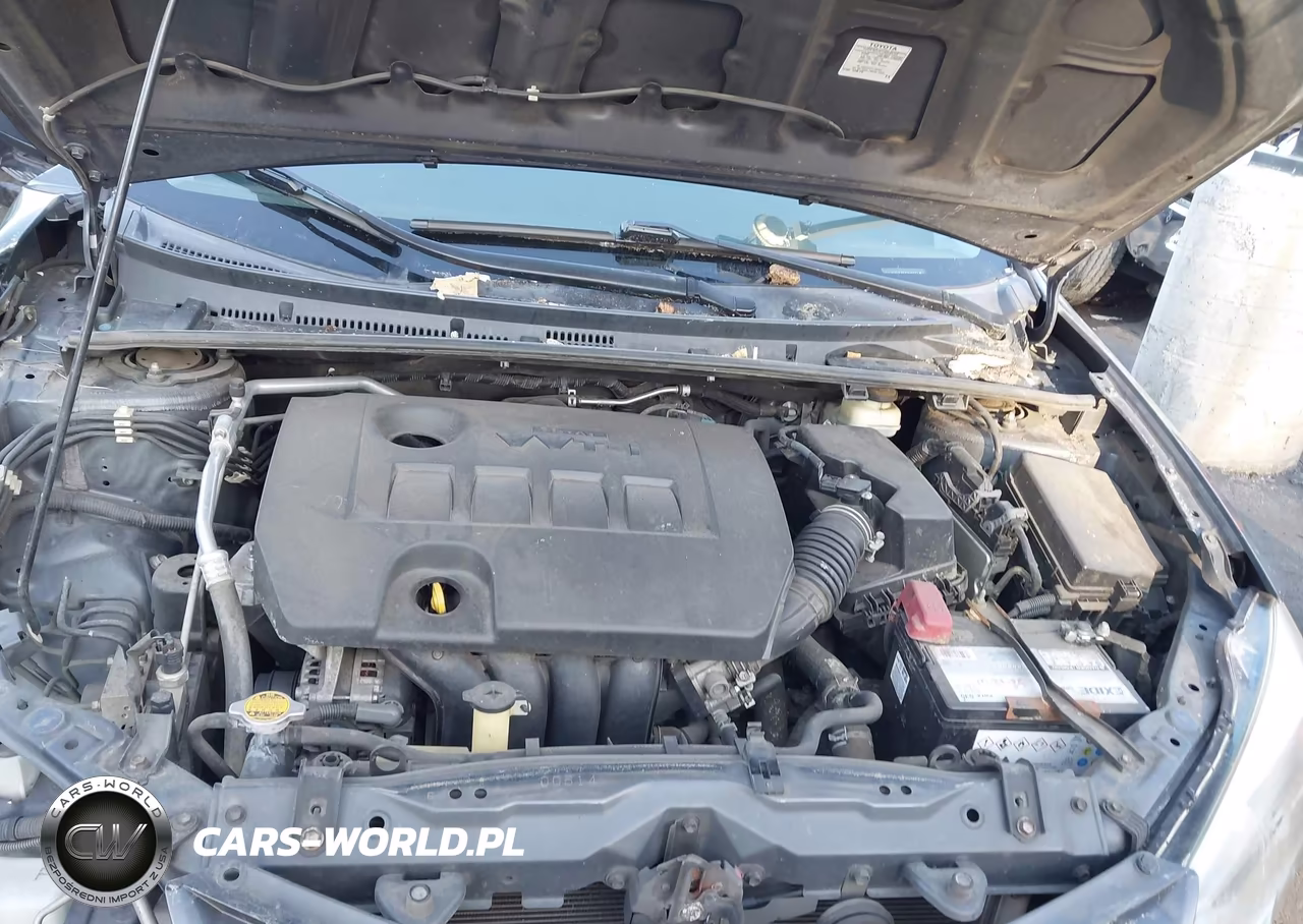 2015 Toyota Corolla Le Plus VIN:5YFBURHE8FP326032 - 10