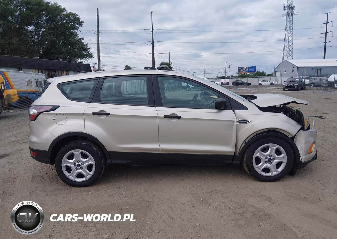 2017 Ford Escape S VIN:1FMCU0F71HUB12117 - 13