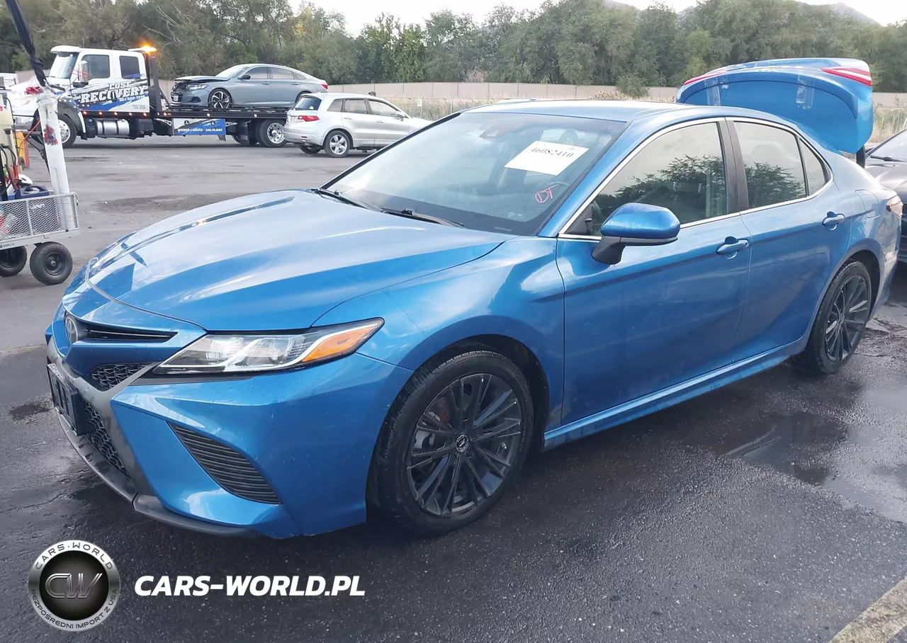 2018 Toyota Camry Se VIN:4T1B11HK1JU131784 - 2