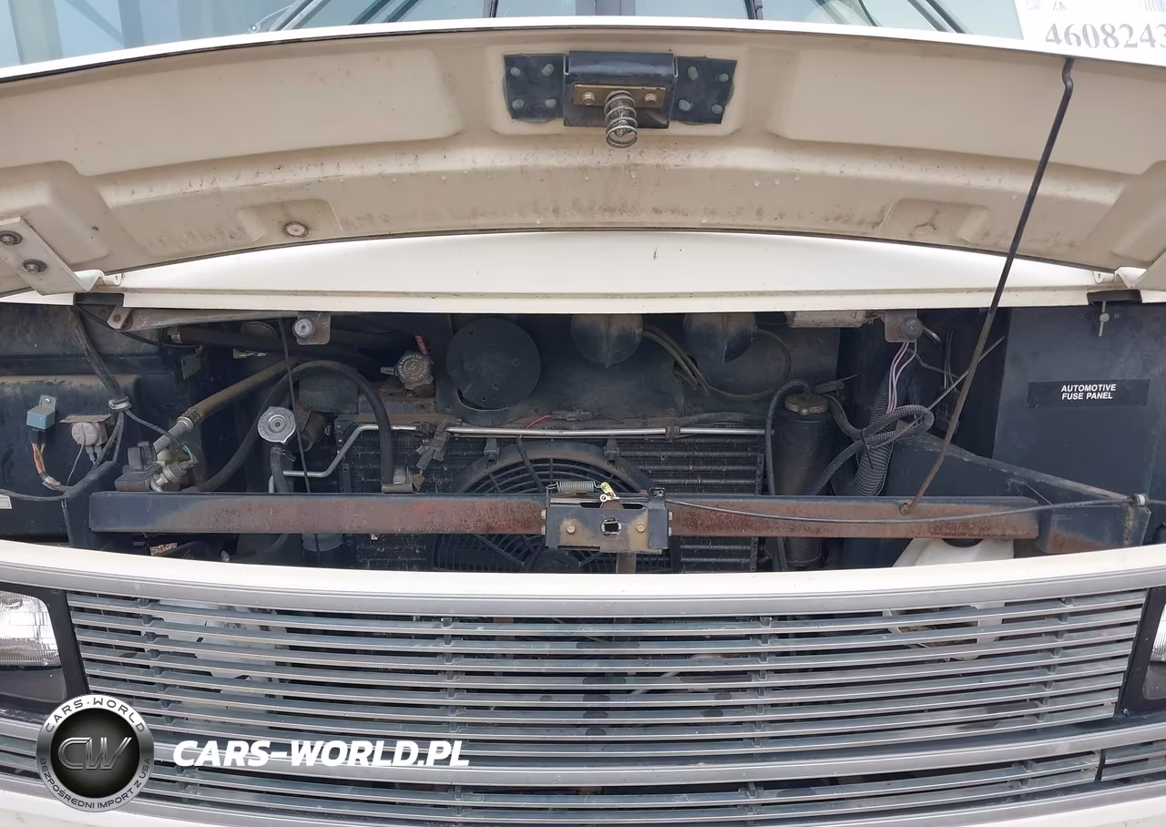 1992 Chevrolet P30 VIN:1GBKP37N2N3313794 - 10