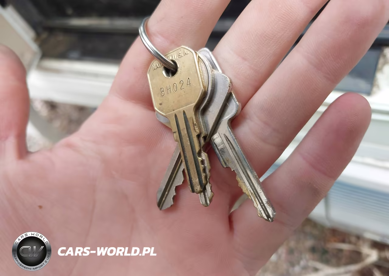 1992 Chevrolet P30 VIN:1GBKP37N2N3313794 - 11