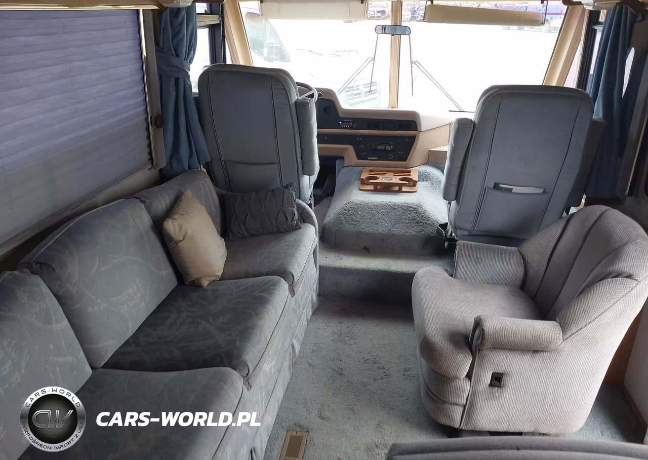 1992 Chevrolet P30 VIN:1GBKP37N2N3313794 - 5
