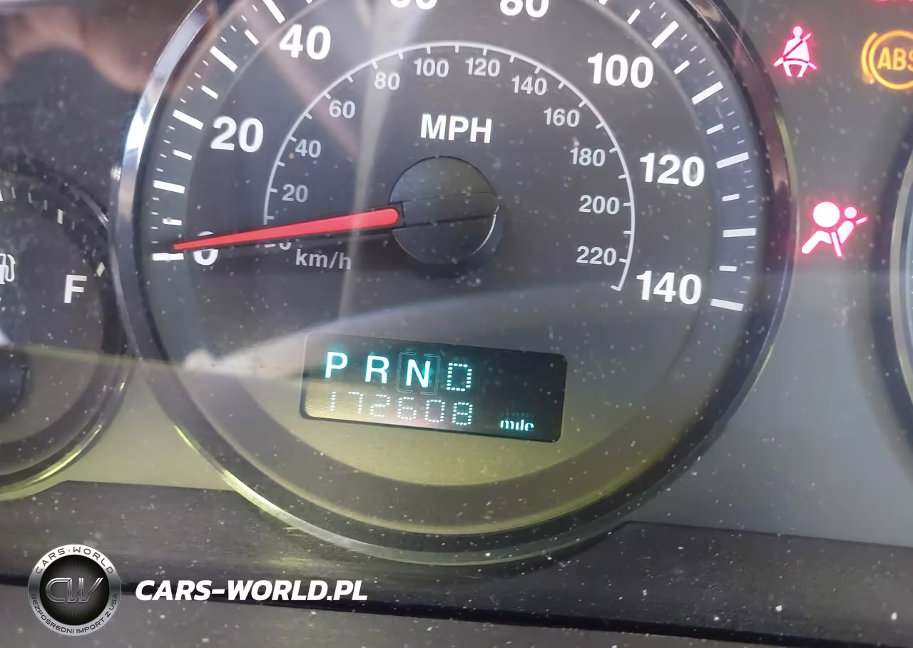 2005 Jeep Grand Cherokee Laredo VIN:1J4GS48K15C621284 - 16