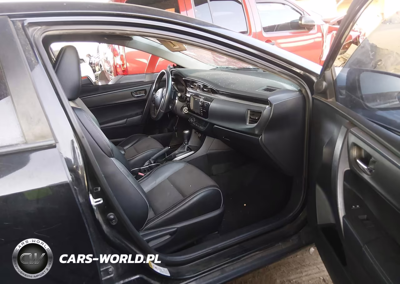 2015 Toyota Corolla S Plus VIN:5YFBURHE6FP309651 - 5