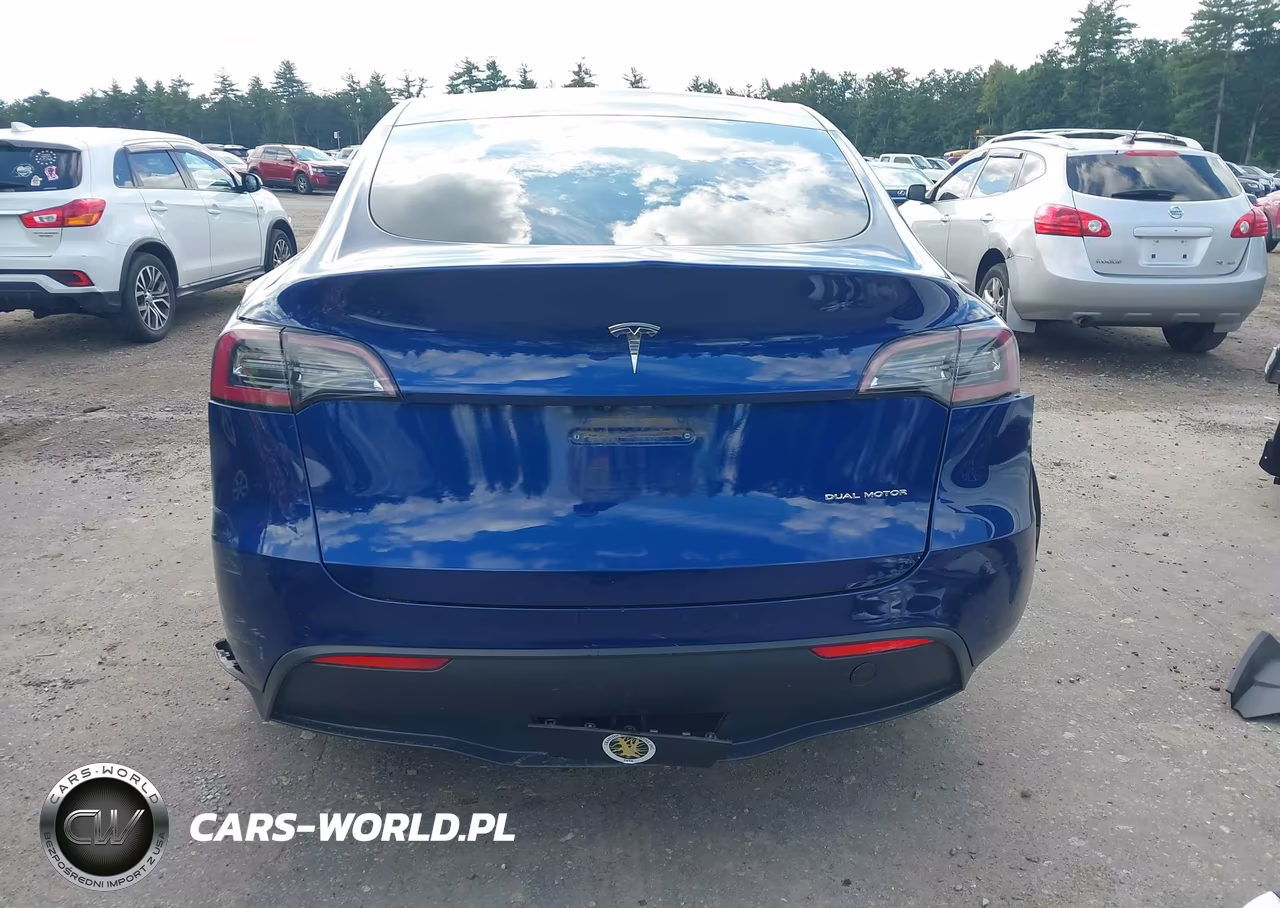 2020 Tesla Model Y Long Range Dual Motor All-Wheel Drive VIN:5YJYGDEE1LF035078 - 16