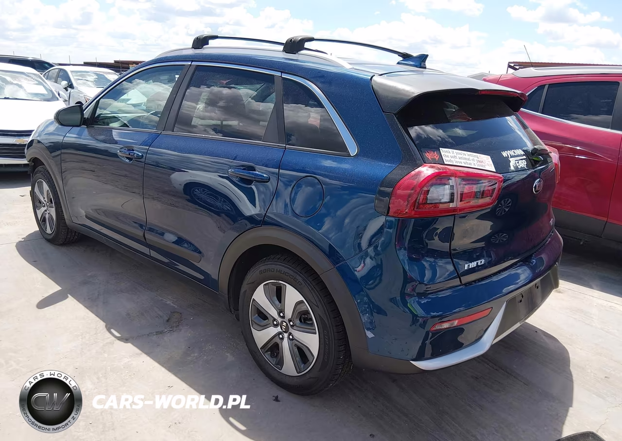 2018 Kia Niro Lx VIN:KNDCB3LC5J5206157 - 3