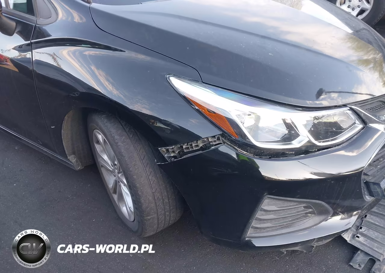 2019 Chevrolet Cruze Ls VIN:3G1BC6SM8KS613023 - 11