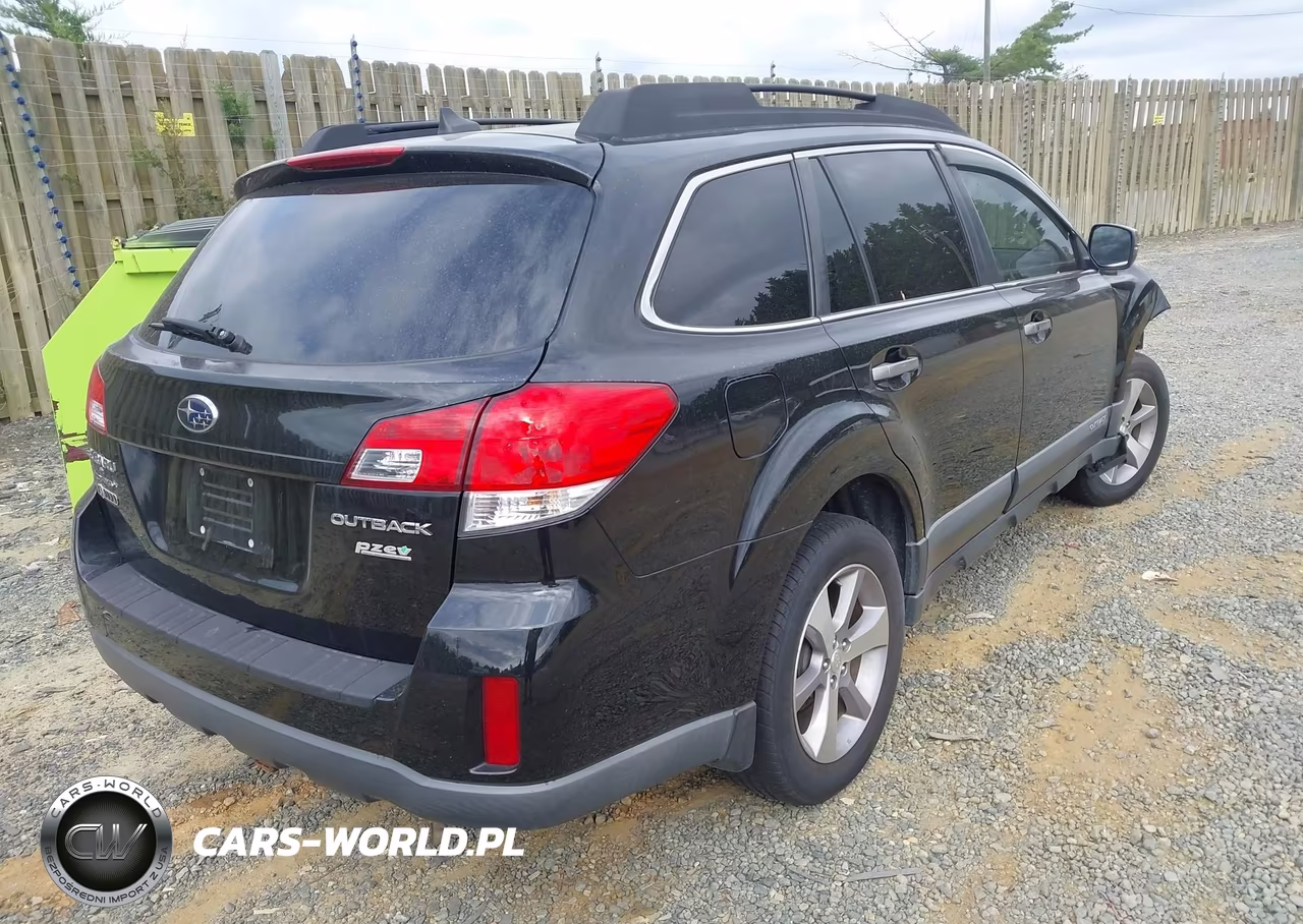 2013 Subaru Outback 2.5I Limited VIN:4S4BRBSC5D3235463 - 4