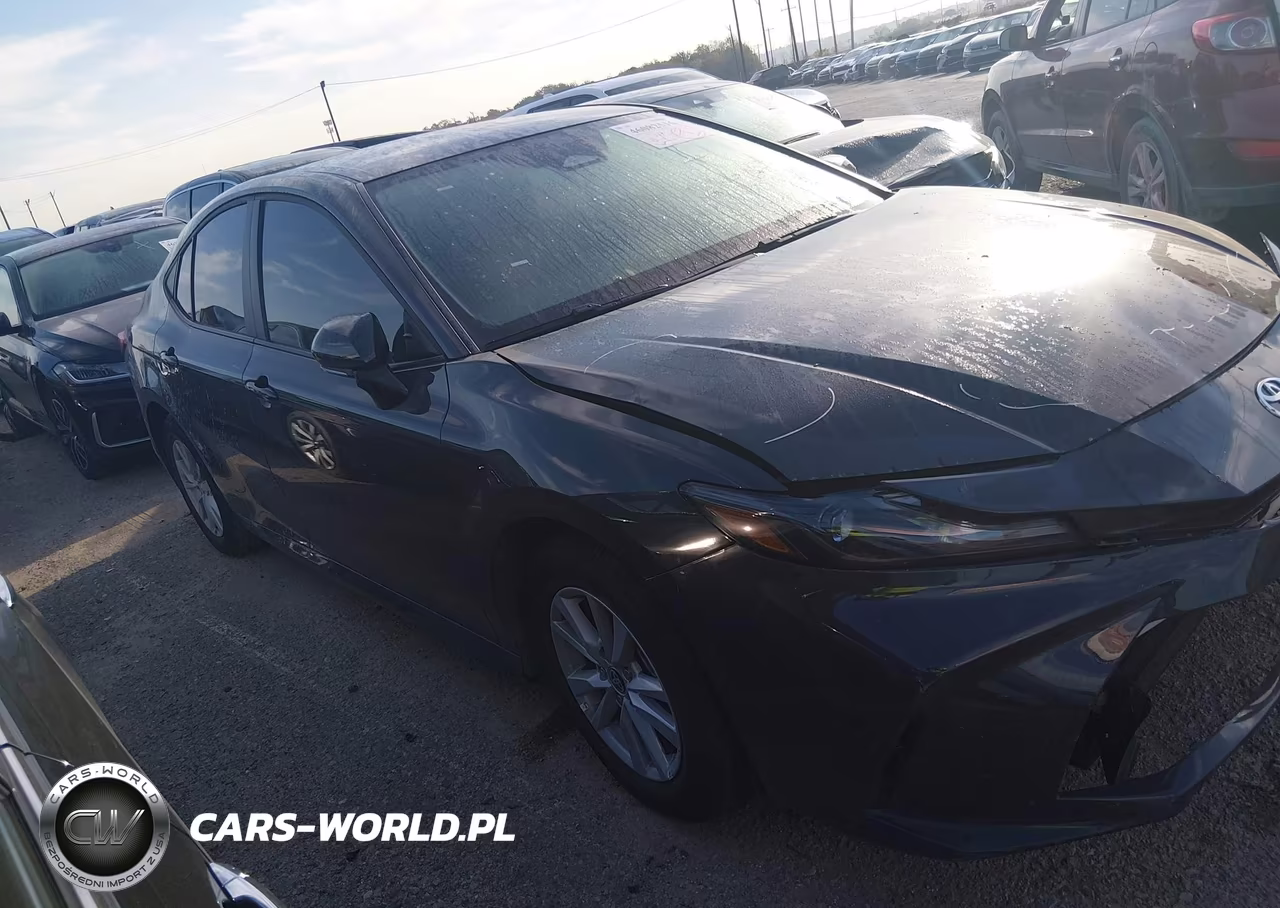 2026 Toyota Camry Le VIN:4T1DAACK5TU280041 - 14