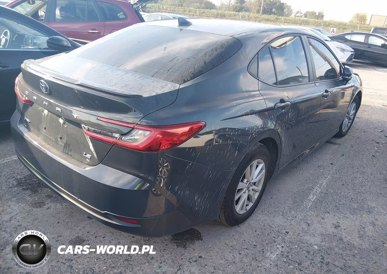 2026 Toyota Camry Le VIN:4T1DAACK5TU280041 - 4