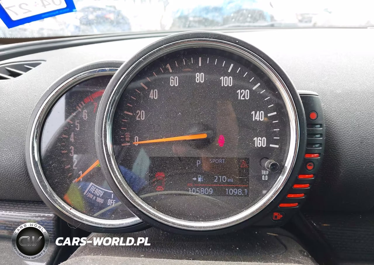 2017 Mini Clubman Cooper S VIN:WMWLU5C34H2E83948 - 7