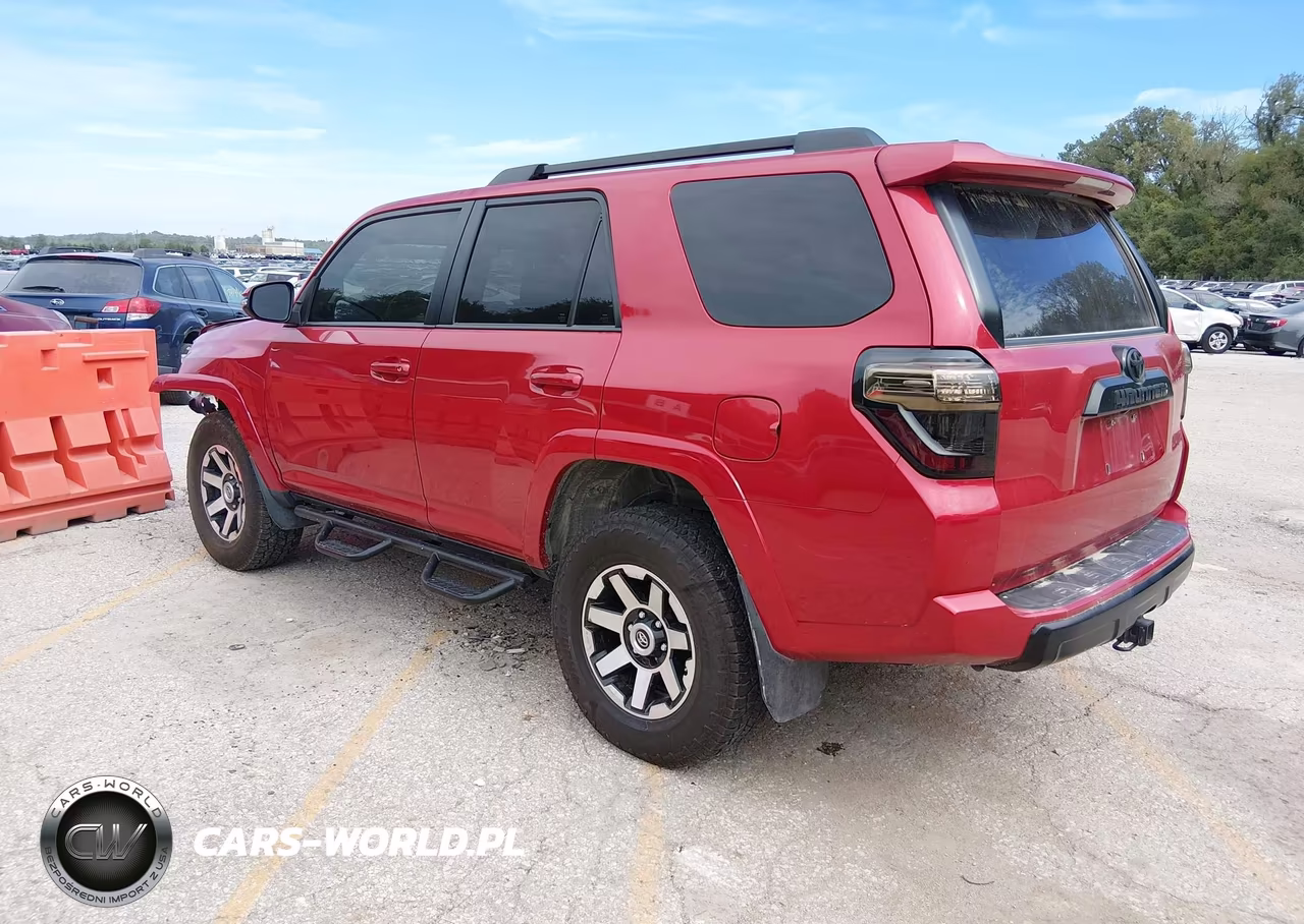 2021 Toyota 4Runner Trd Off Road Premium VIN:JTERU5JR2M5930122 - 3