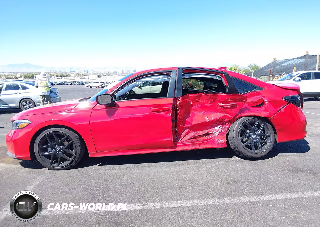 2025 Honda Civic Sport VIN:2HGFE2F53SH540680 - 14
