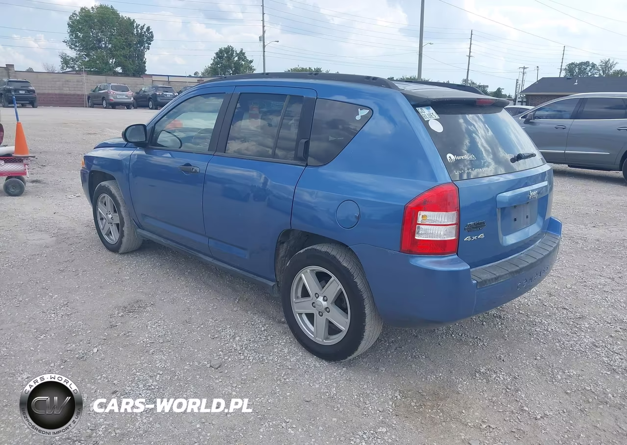 2007 Jeep Compass Sport VIN:1J8FF47W27D305957 - 3