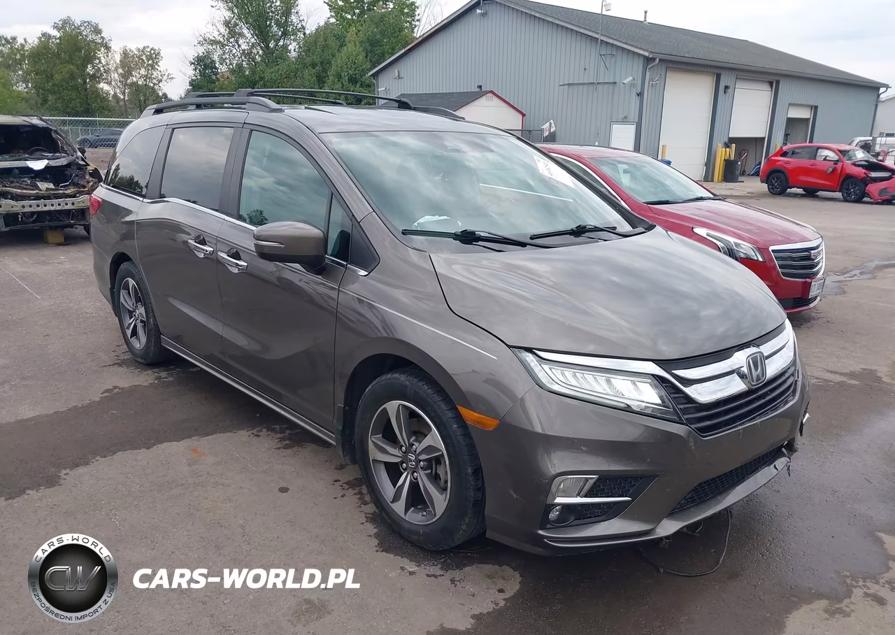2018 Honda Odyssey Touring – zdjęcie 1 z 16