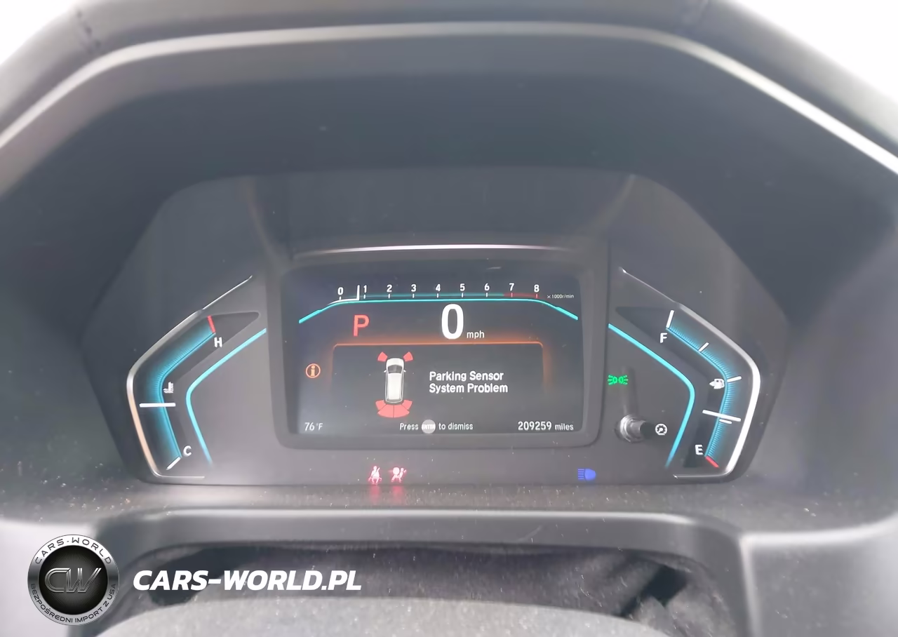 2018 Honda Odyssey Touring VIN:5FNRL6H85JB020372 - 15