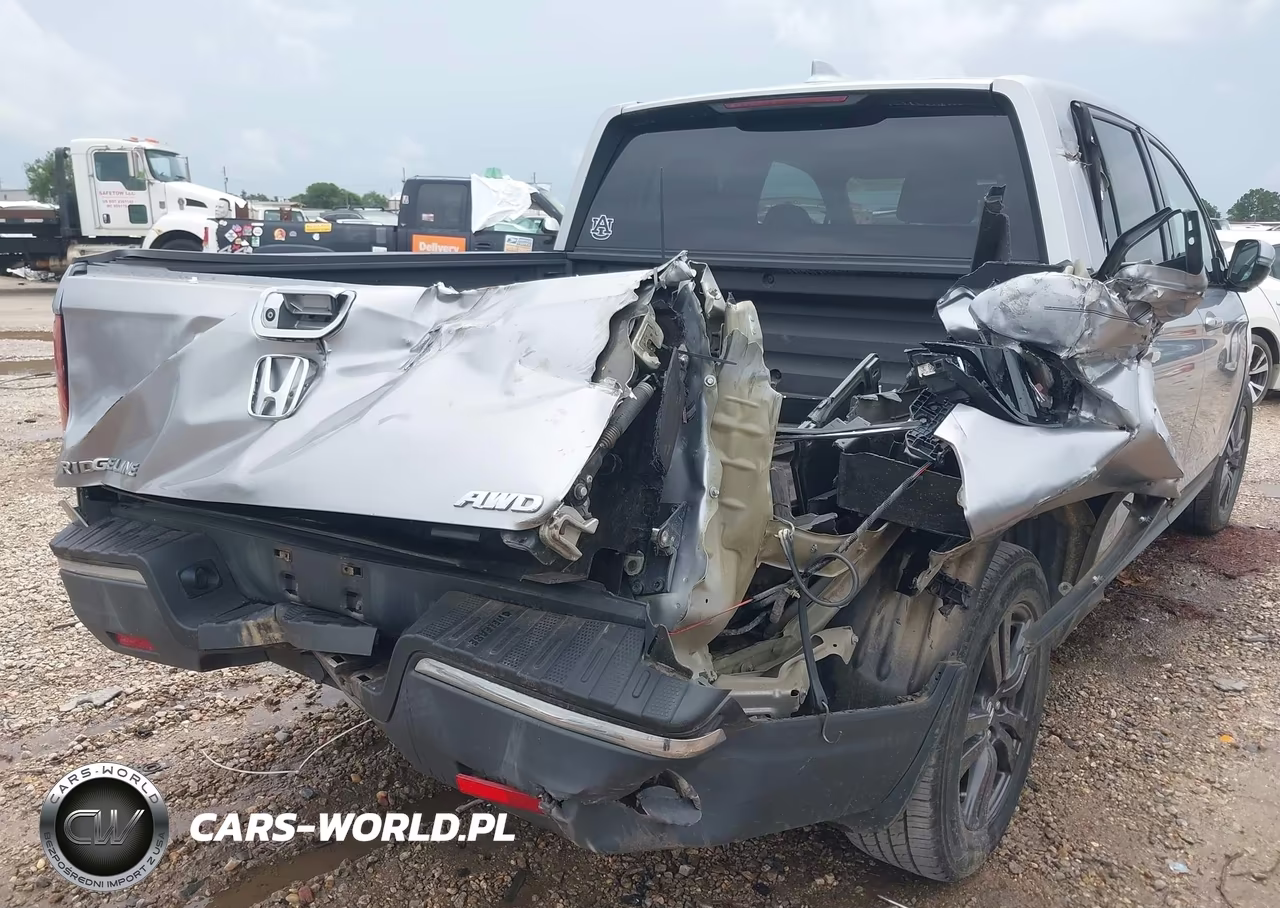 2019 Honda Ridgeline Sport VIN:5FPYK3F1XKB038443 - 6