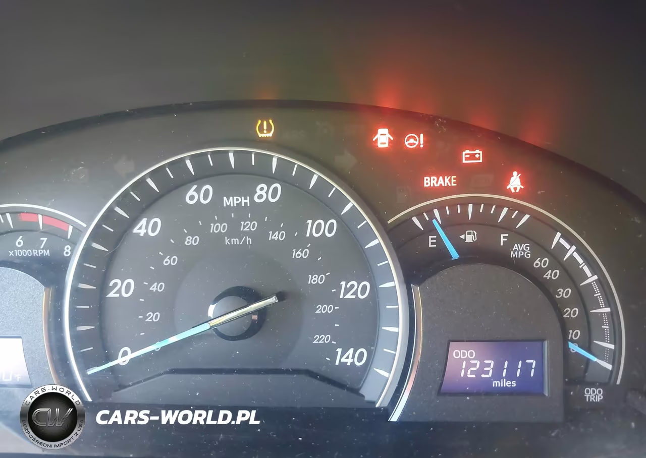 2015 Toyota Camry Le VIN:4T1BF1FKXFU925517 - 7