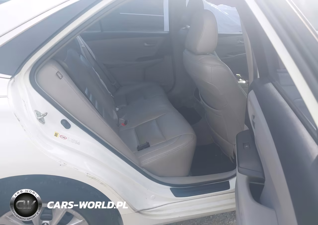 2015 Toyota Camry Le VIN:4T1BF1FKXFU925517 - 8