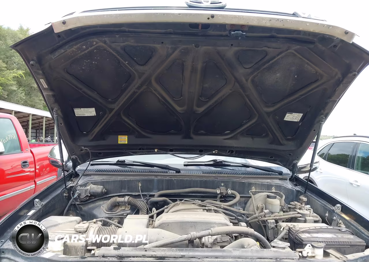 2000 Toyota Tundra Sr5 V8 VIN:5TBBT4411YS070859 - 10