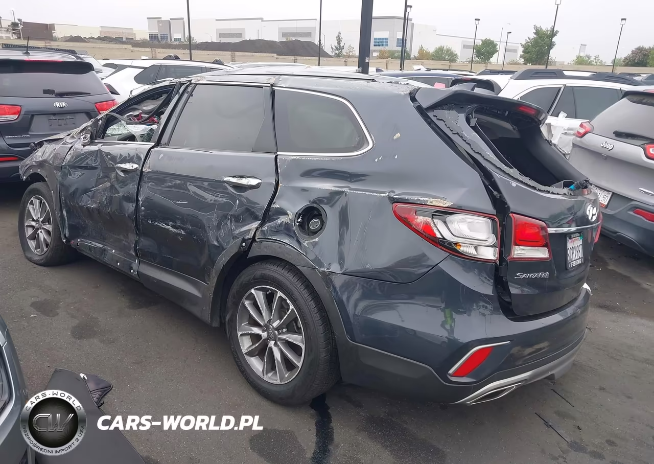 2018 Hyundai Santa Fe Se VIN:KM8SM4HF3JU271864 - 3