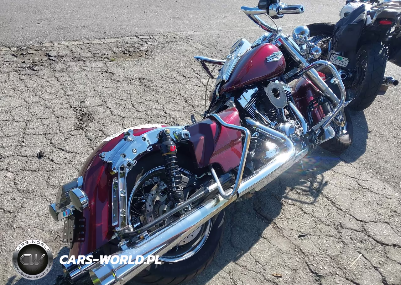 2014 Harley-Davidson Flhr Road King VIN:1HD1FBM37EB697082 - 4