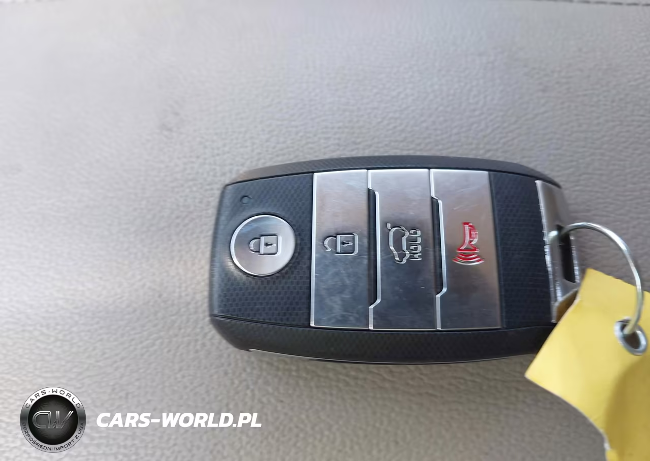 2020 Kia Sorento 3.3L S VIN:5XYPG4A58LG637874 - 11