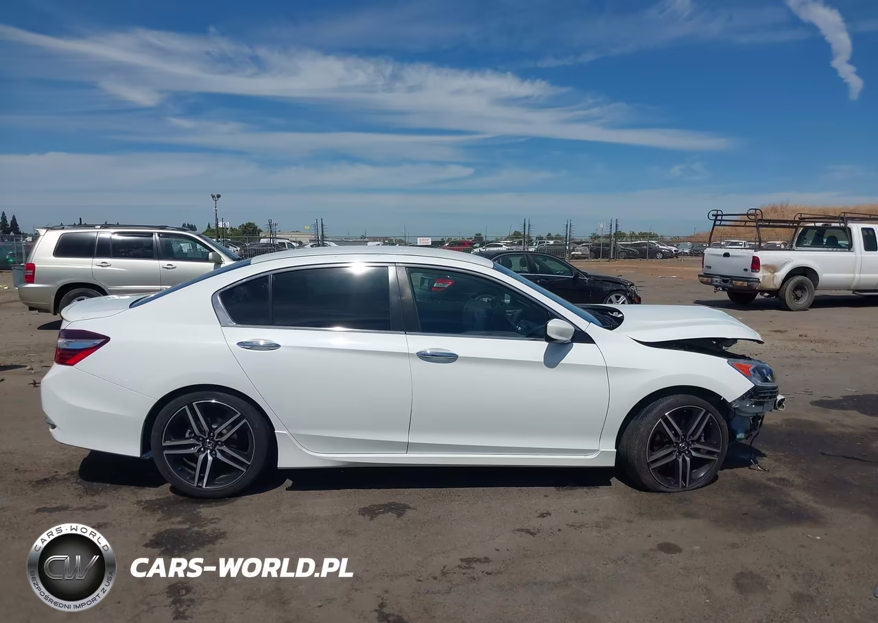 2016 Honda Accord Sport VIN:1HGCR2F53GA066341 - 13