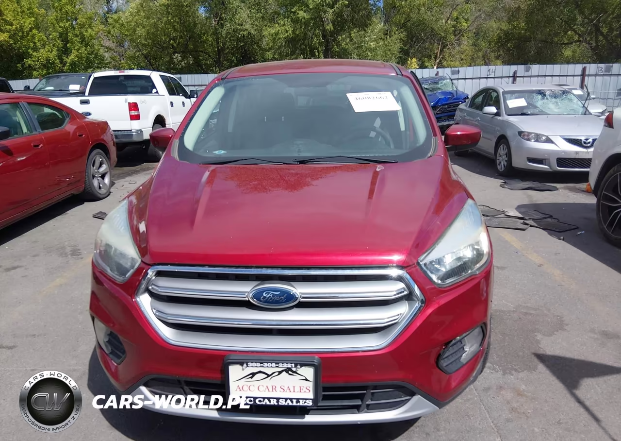 2017 Ford Escape Se VIN:1FMCU0GD9HUE91615 - 12