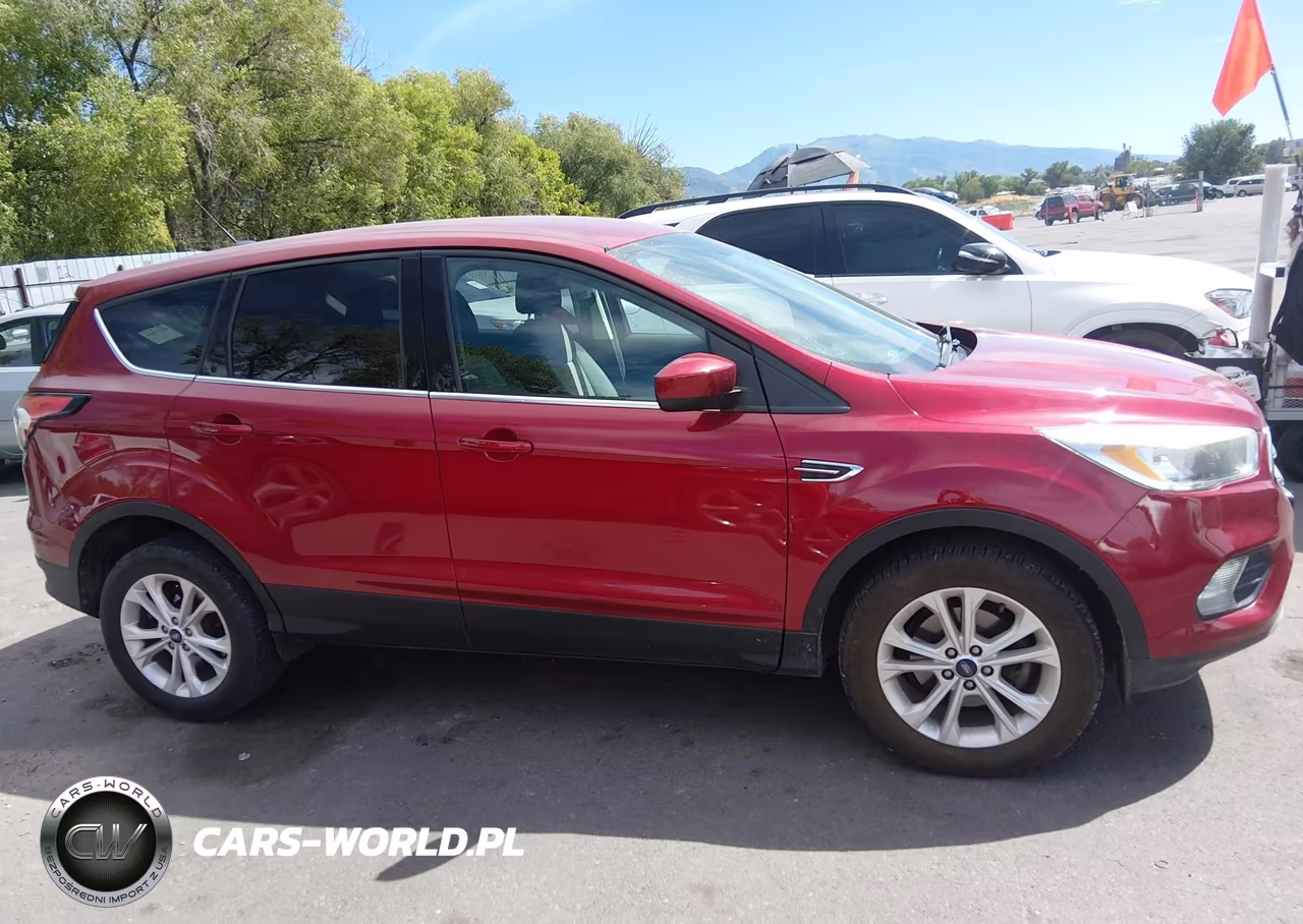 2017 Ford Escape Se VIN:1FMCU0GD9HUE91615 - 13