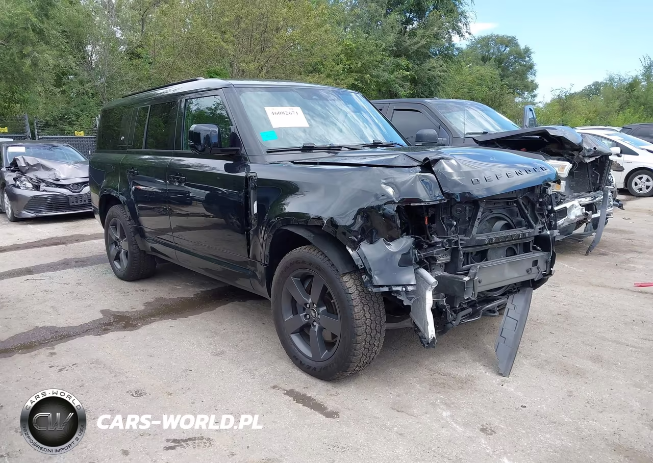 2024 Land Rover Defender 130 P400 X-Dynamic Se