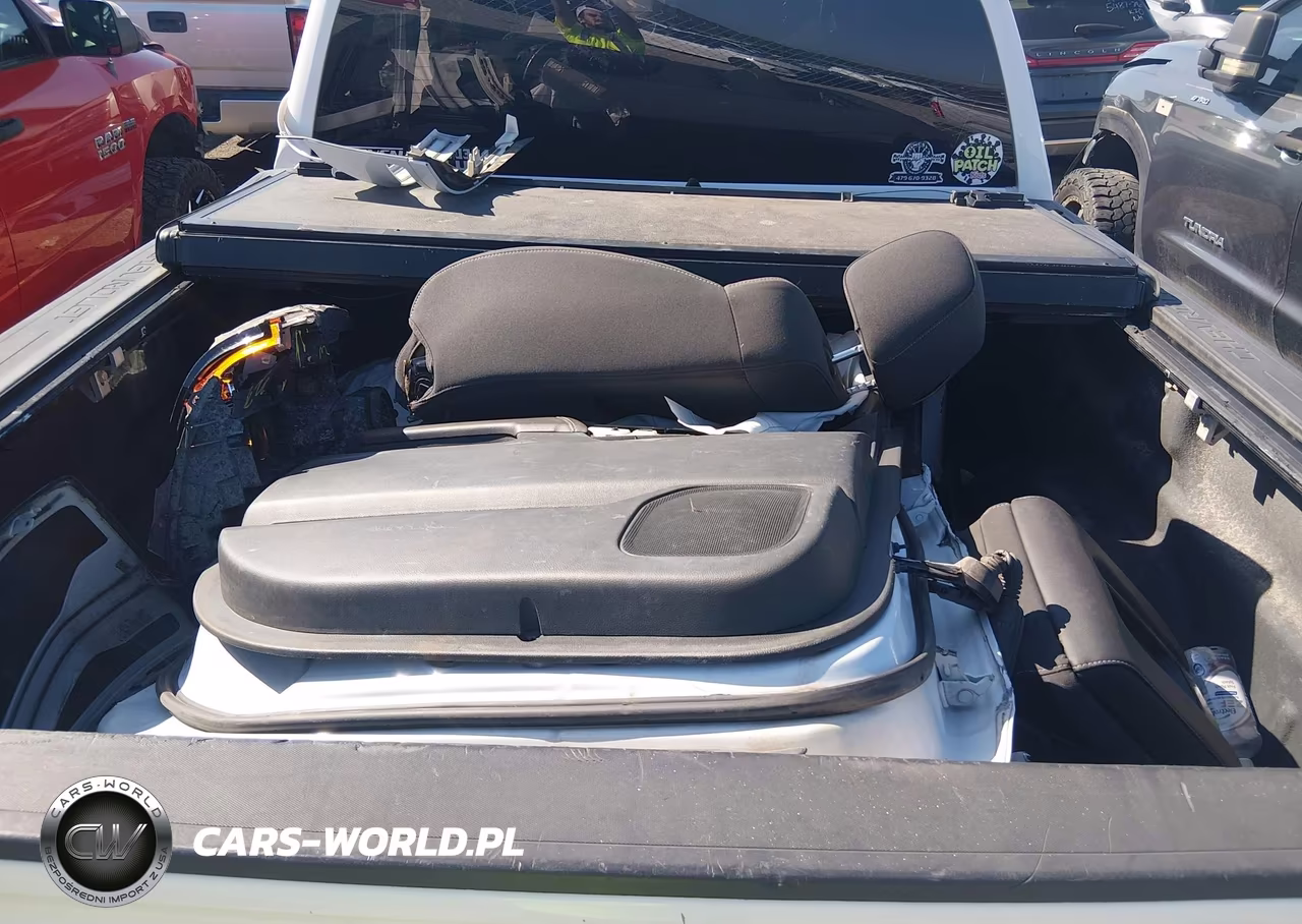 2017 Chevrolet Silverado 1500 2Lt VIN:3GCUKRECXHG314572 - 11