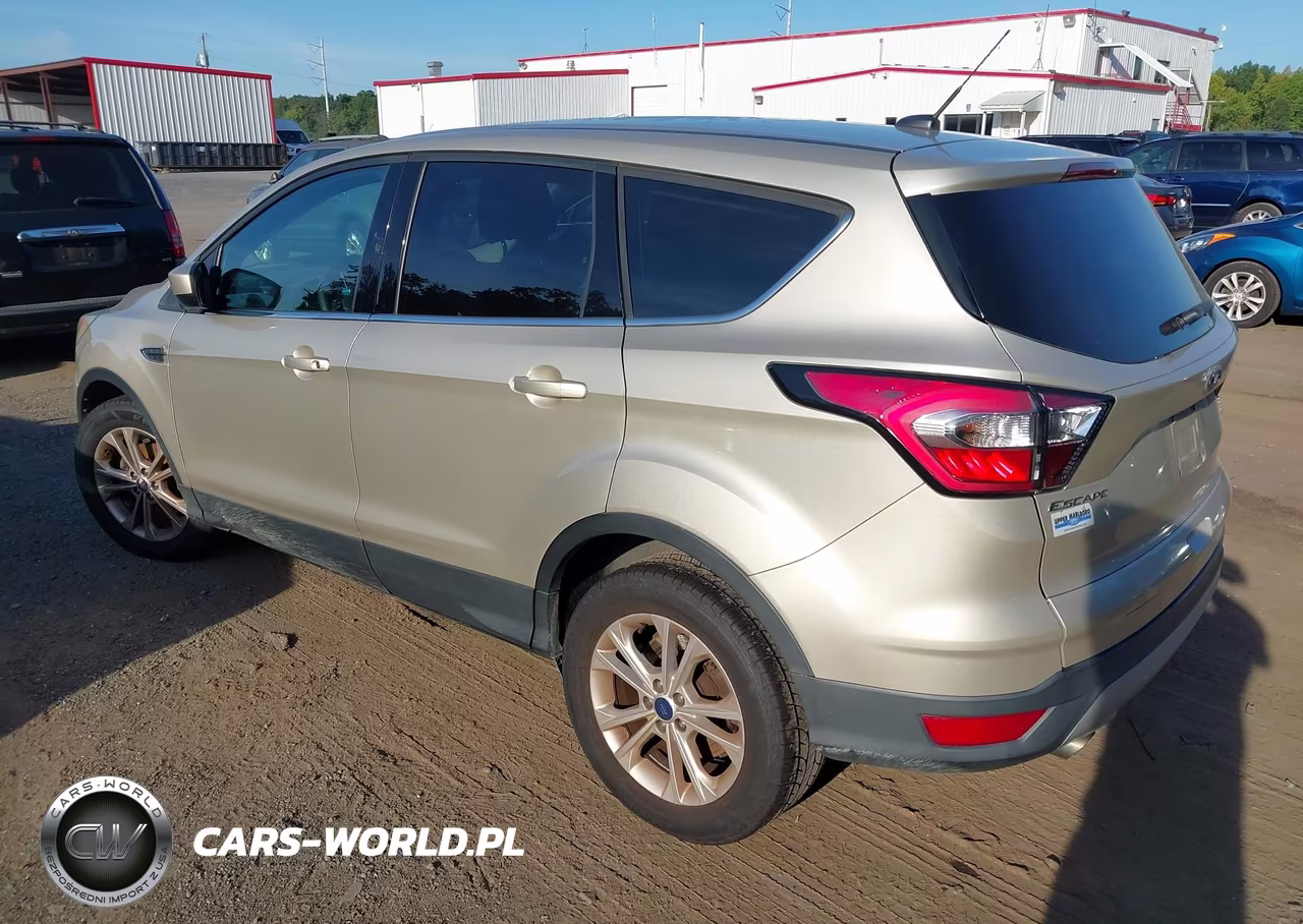 2017 Ford Escape Se VIN:1FMCU0GD0HUC41843 - 3