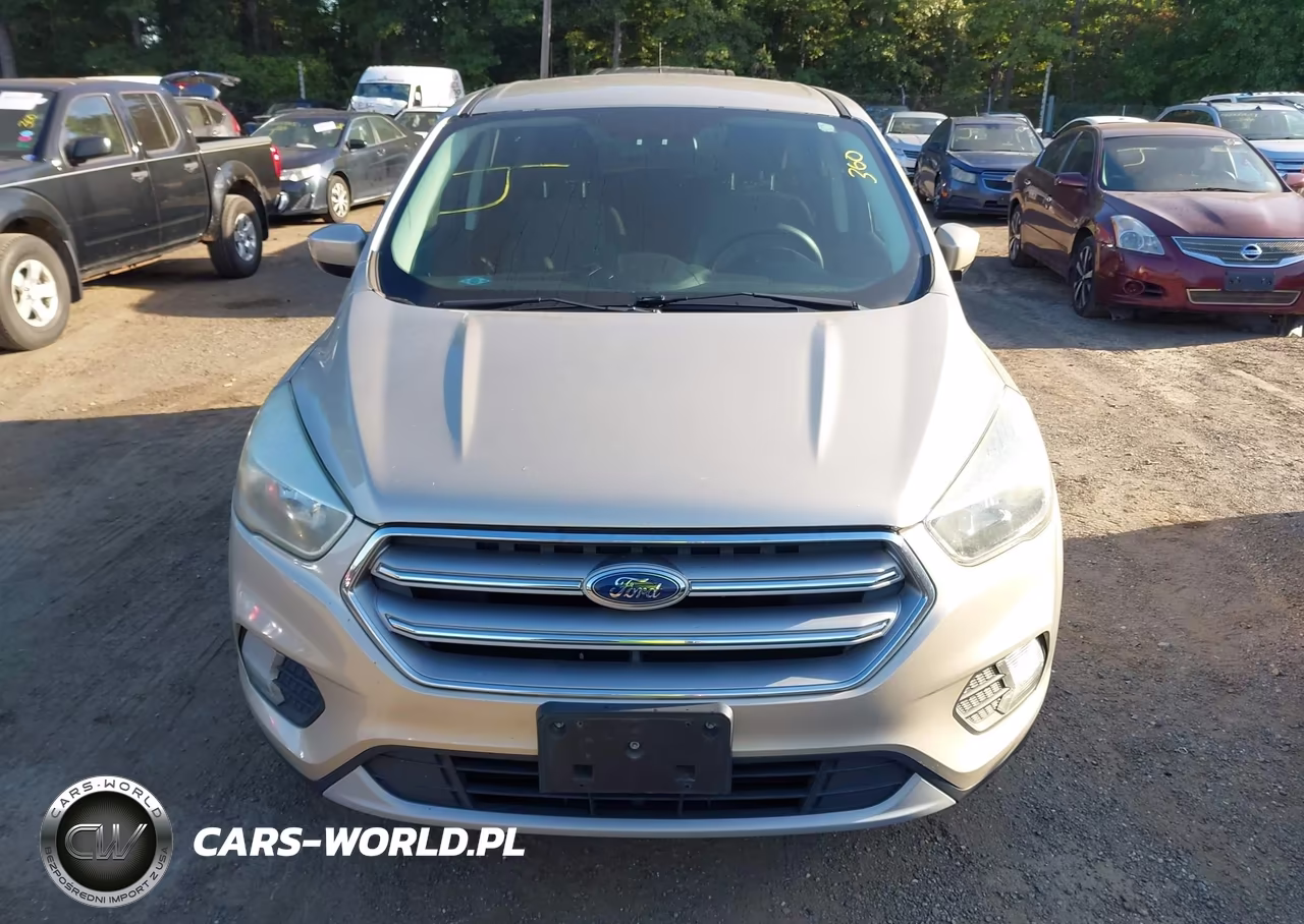 2017 Ford Escape Se VIN:1FMCU0GD0HUC41843 - 6